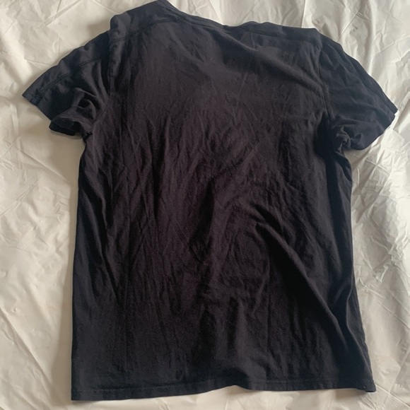 Guess &  Banana Republic black T-shirt’s men’s size medium - Picture 13 of 14